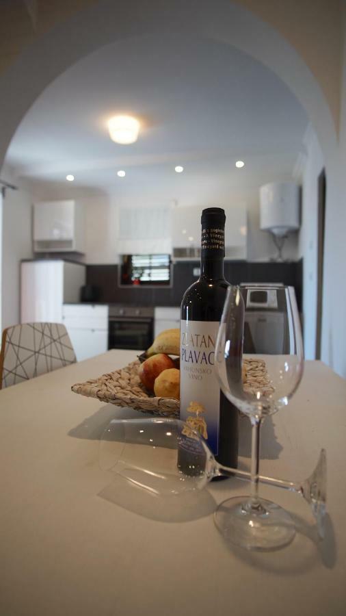 Apartmani Laura تروغير المظهر الخارجي الصورة