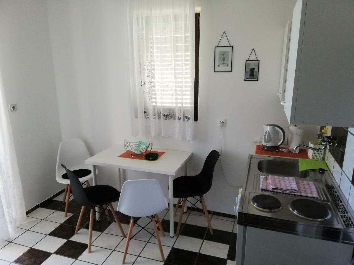 Apartmani Laura تروغير المظهر الخارجي الصورة