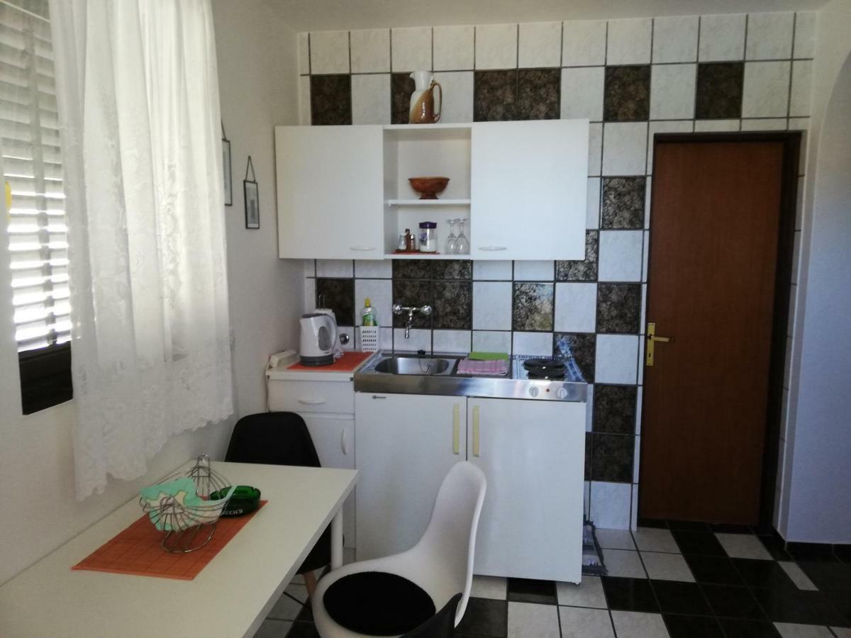 Apartmani Laura تروغير المظهر الخارجي الصورة